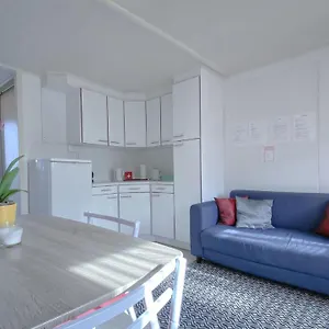 https://le-petit-nid-a-viry.hotels-rhonealpes.com